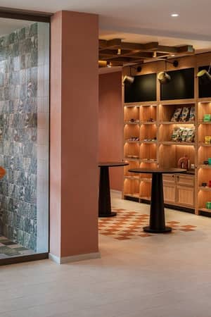 Lobby convenience store at Hyatt Regency Vilamoura Algarve