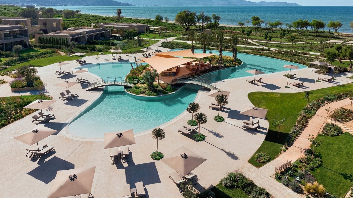 Ikos Kissamos 01 resort pool aerial