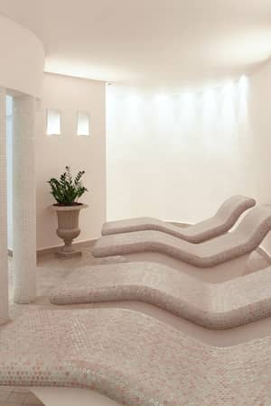 Sani Beach SaniBeach hotbeds 2880x2044