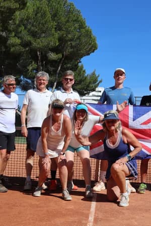 Active Away tennis guests together on clay courts in Mallorca