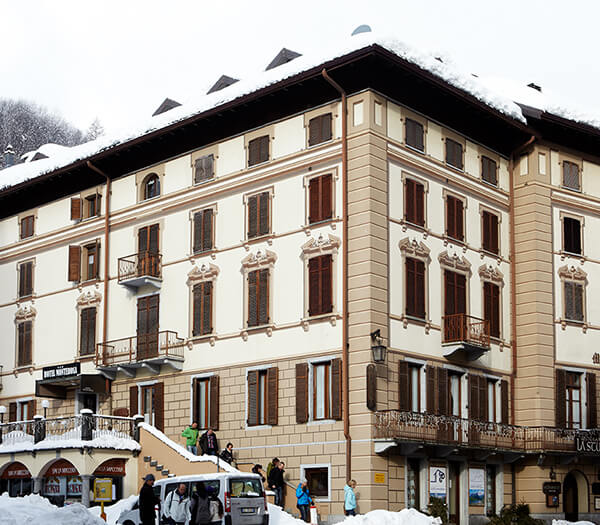 Hotel Monterosa Exterior-2